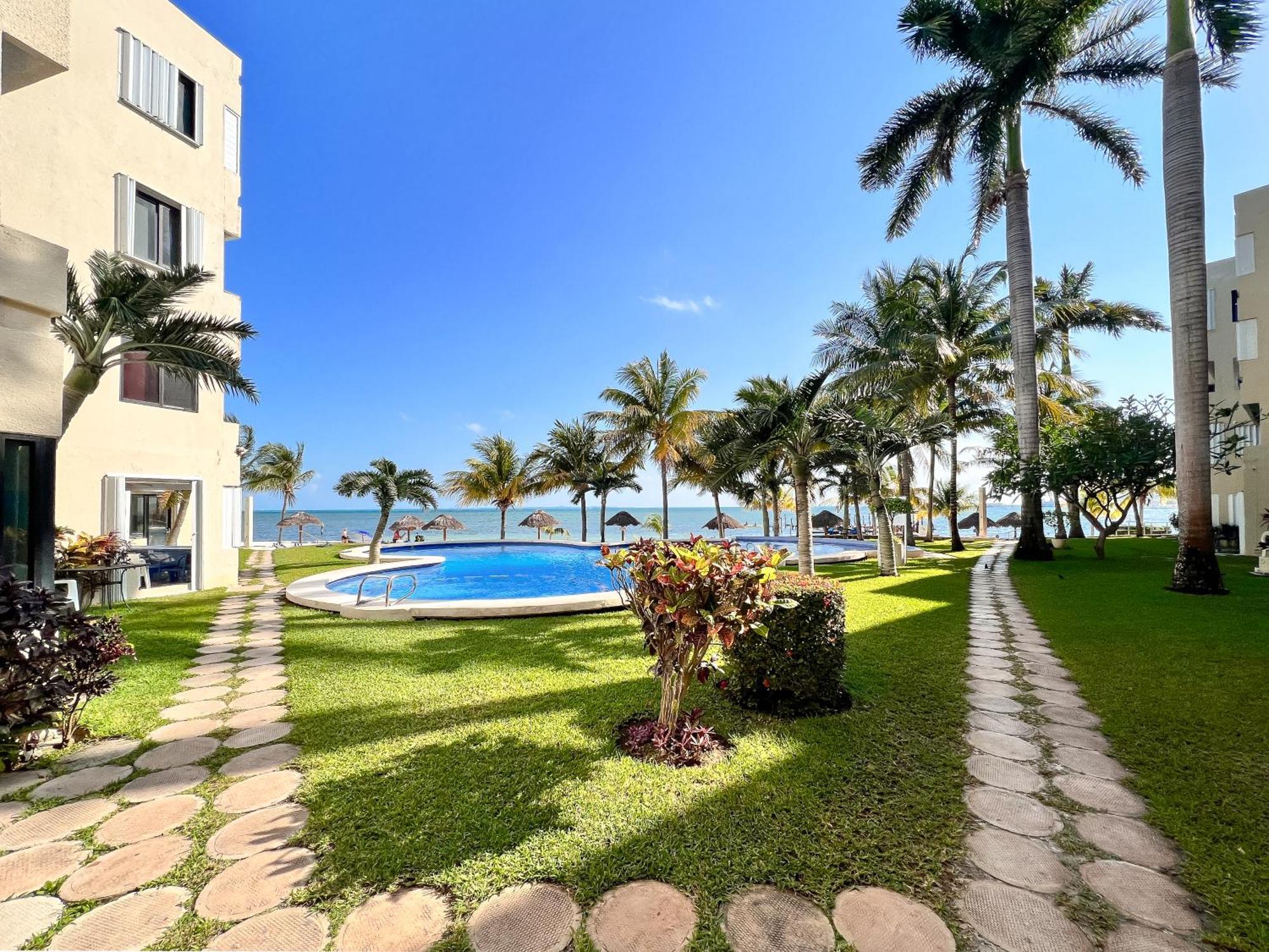 Bello Mar De Cancun, Beautiful 2Br 2Ba Condo Overlooking Beach Spectacular View! エクステリア 写真